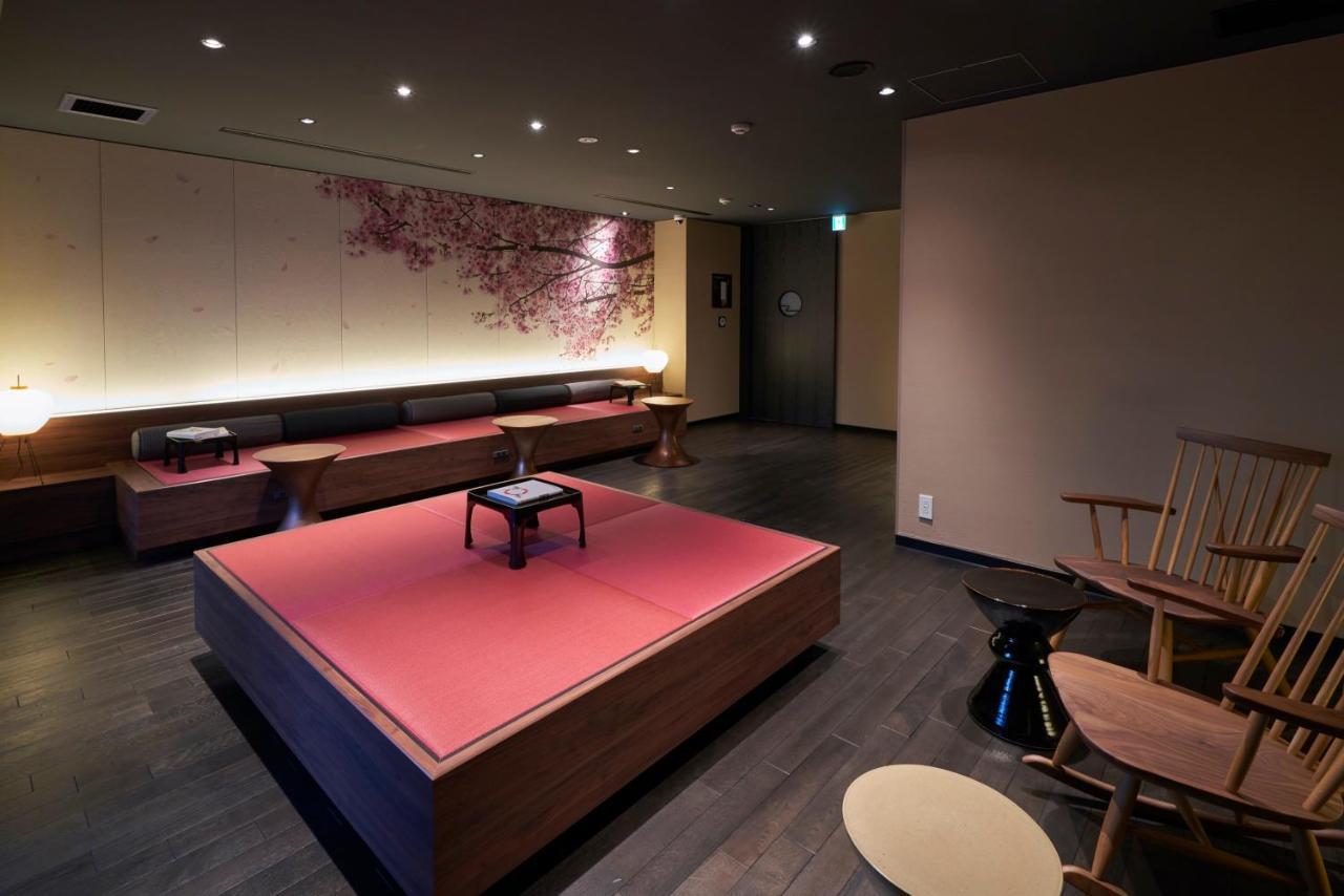 Resol Poshtel Asakusa Hotel a capsule