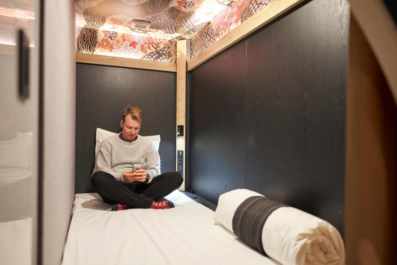 Resol Poshtel Asakusa Hotel a capsule